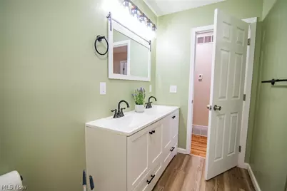 19 Osborne Street, Washington, WV 26181 - Photo 30