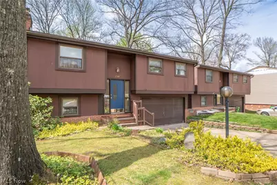 1744 Oak Trail Street NE, Massillon, OH 44646 - Photo 2