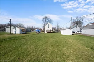 515 W 2nd St, Port Clinton, OH 43452 - Photo 24