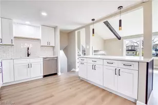 447 St Lawrence Blvd, Eastlake, OH 44095 - Photo 16