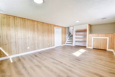 447 Saint Lawrence Boulevard, Eastlake, OH 44095 - Photo 24