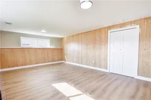 447 St Lawrence Blvd, Eastlake, OH 44095 - Photo 26