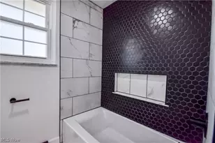 447 St Lawrence Blvd, Eastlake, OH 44095 - Photo 28