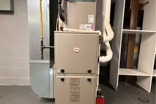 438 Nugent St, Newcomerstown, OH 43832 - Photo 16