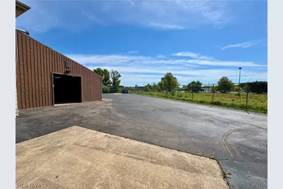 4720 Everhard Road NW, Canton, OH 44718 - Photo 4