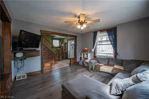 2605 Demington Ave NW, Canton, OH 44708 - Photo 8