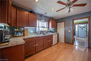 2605 Demington Ave NW, Canton, OH 44708 - Photo 14