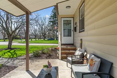 6788 Orchard Boulevard, Parma Heights, OH 44130 - Photo 4