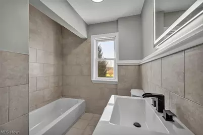 800 Independence Avenue, Akron, OH 44310 - Photo 20