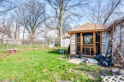 860 E 232nd Street, Euclid, OH 44123 - Photo 22