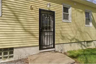 240 E 45th Street, Lorain, OH 44052 - Photo 42