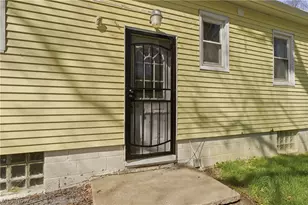 240 E 45th St, Lorain, OH 44052 - Photo 42