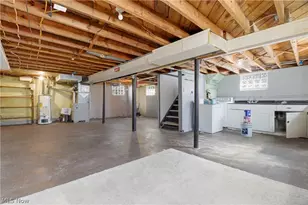 240 E 45th St, Lorain, OH 44052 - Photo 44