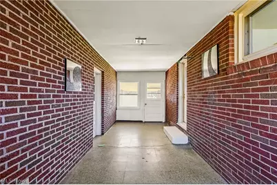 321 Porter Avenue, Campbell, OH 44405 - Photo 14