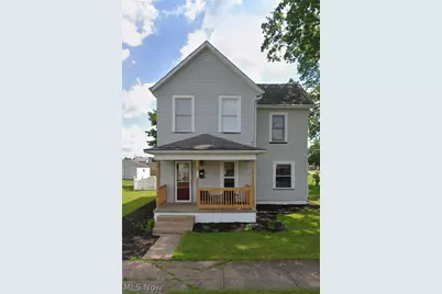 945 Prospect Street NW, New Philadelphia, OH 44663 - Photo 1