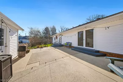 23904 Lake Road, Bay Village, OH 44140 - Photo 40