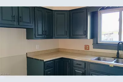 256 N Main Street, Roseville, OH 43777 - Photo 10