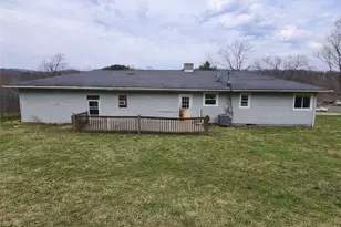 6869 Wardell Hollow Rd SE, Uhrichsville, OH 44683 - Photo 2