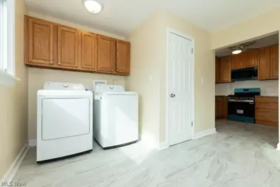 3720 Washington Park, Newburgh Heights, OH 44105 - Photo 16