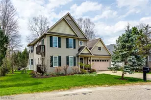7156 Holzhauer Rd, Sagamore Hills, OH 44067 - Photo 2
