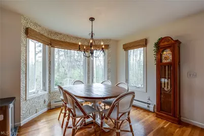 7156 Holzhauer Road, Sagamore Hills, OH 44067 - Photo 10