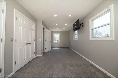 739 Notre Dame Avenue, Austintown, OH 44515 - Photo 34