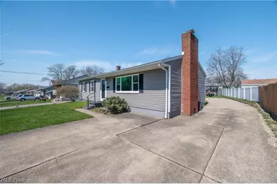 739 Notre Dame Avenue, Austintown, OH 44515 - Photo 8