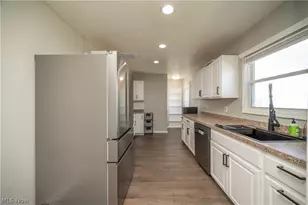 739 Notre Dame Ave, Austintown, OH 44515 - Photo 22