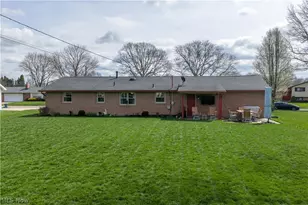 1126 3rd St SW, New Philadelphia, OH 44663 - Photo 8