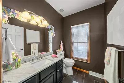 11779 Derbyshire Lane, Chagrin Falls, OH 44023 - Photo 18