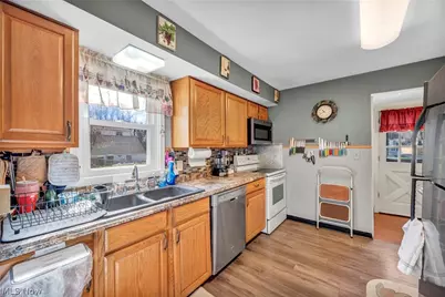 8031 Brichford Road, Mentor, OH 44060 - Photo 16