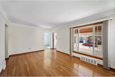 4912 Behrwald Avenue, Loveland, OH 44144 - Photo 4