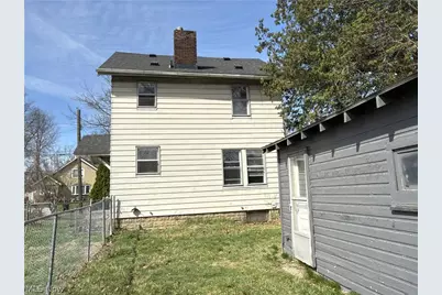 405 The Brooklands, Akron, OH 44305 - Photo 2