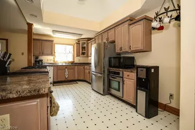 8651 Freedom Road, Windham, OH 44288 - Photo 22