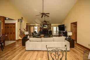 8651 Freedom Rd, Windham, OH 44288 - Photo 12