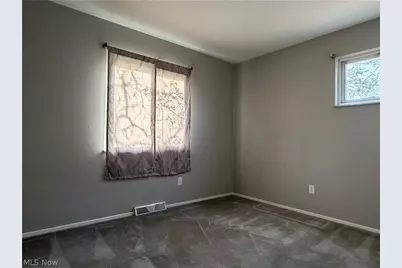 4027 Crest Drive, Loveland, OH 44109 - Photo 6