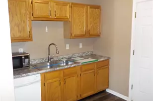 5027 Clifton Ave, Lorain, OH 44055 - Photo 4