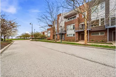 1245 W 75th Street #D-1245, Loveland, OH 44102 - Photo 4