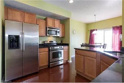 442 Turner Drive, Akron, OH 44321 - Photo 6