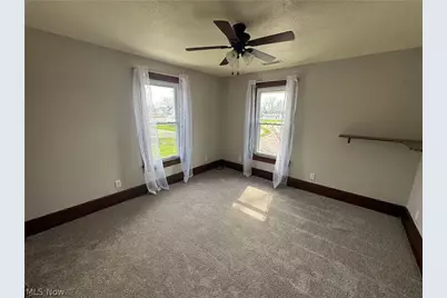 11238 Center Drive NE, Sandyville, OH 44671 - Photo 16