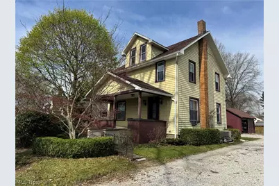 11238 Center Drive NE, Sandyville, OH 44671 - Photo 2