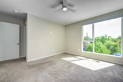 1320 W 58th Street, Loveland, OH 44102 - Photo 18