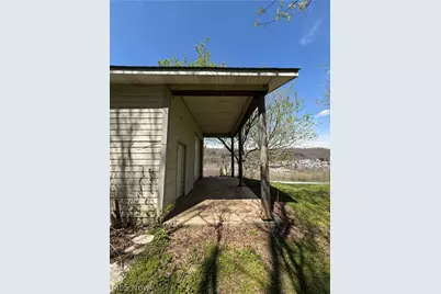 56624 Boyd Avenue, Bridgeport, OH 43912 - Photo 8