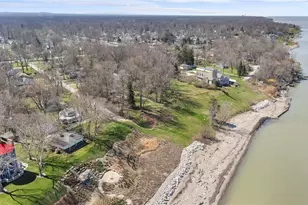 4633 Farley Dr, Mentor, OH 44060 - Photo 2