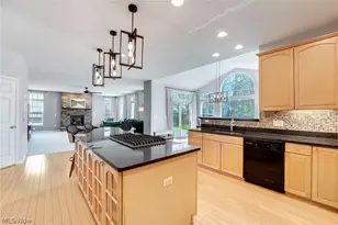 9308 Ashcroft Ln, Twinsburg, OH 44087 - Photo 16