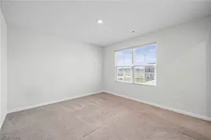 36590 Gladstone Mill Dr, North Ridgeville, OH 44039 - Photo 30