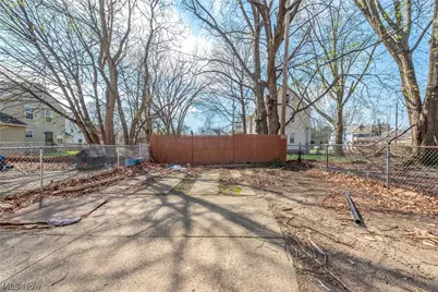 8206 Crumb Avenue, Loveland, OH 44103 - Photo 6