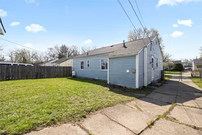 13704 Elsetta Avenue, Loveland, OH 44135 - Photo 30