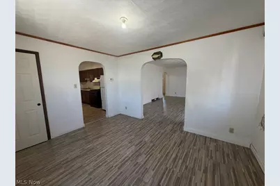 22 Uhler Avenue, Akron, OH 44310 - Photo 10