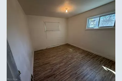 22 Uhler Avenue, Akron, OH 44310 - Photo 20
